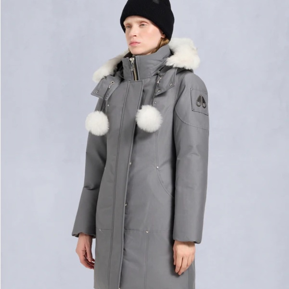 Moose Knuckles Gray Ski Jacket with White Fur Trim